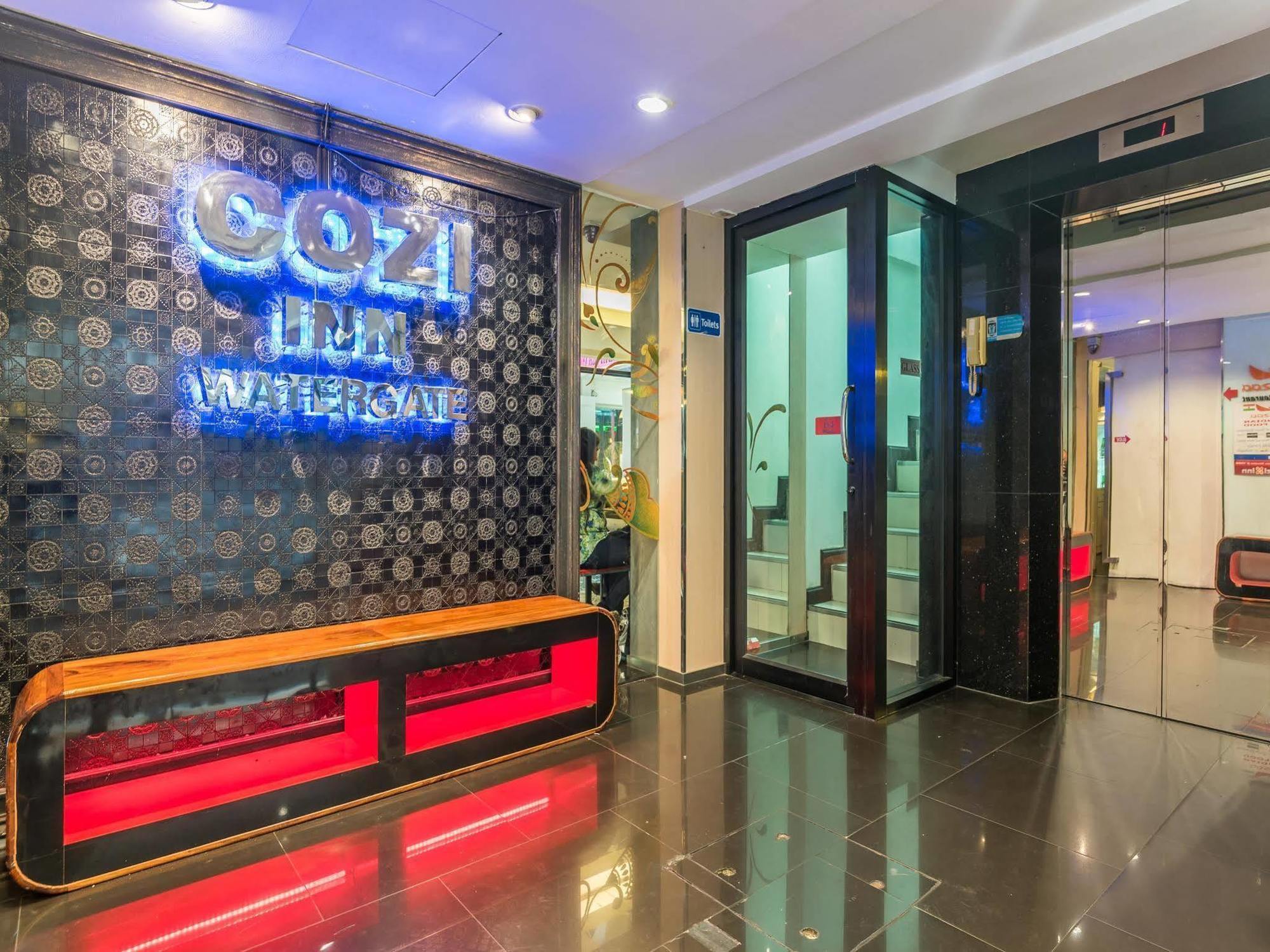 Cozi Inn Hotel, Bangkok Exterior photo